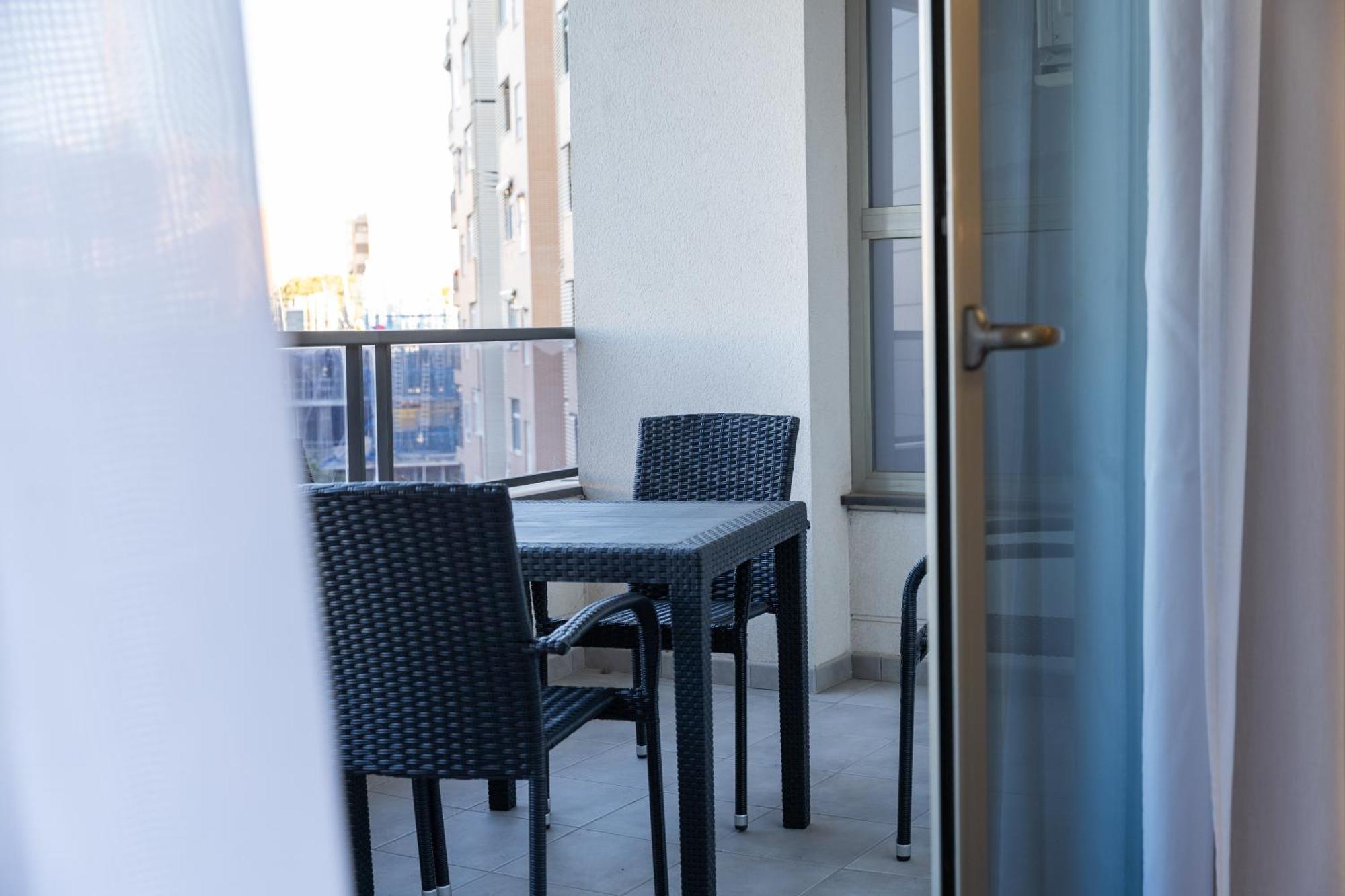 Guillman Suites Alicante Eksteriør bilde